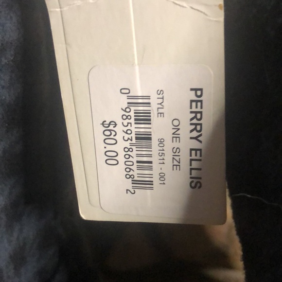 Perry Ellis - Picture 4 of 6